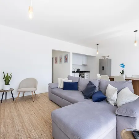 T2 Modern Waterfront - *